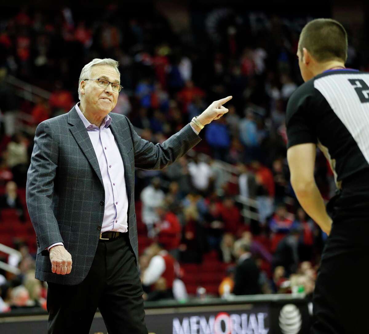 Rockets' struggles continue with loss to Thunder