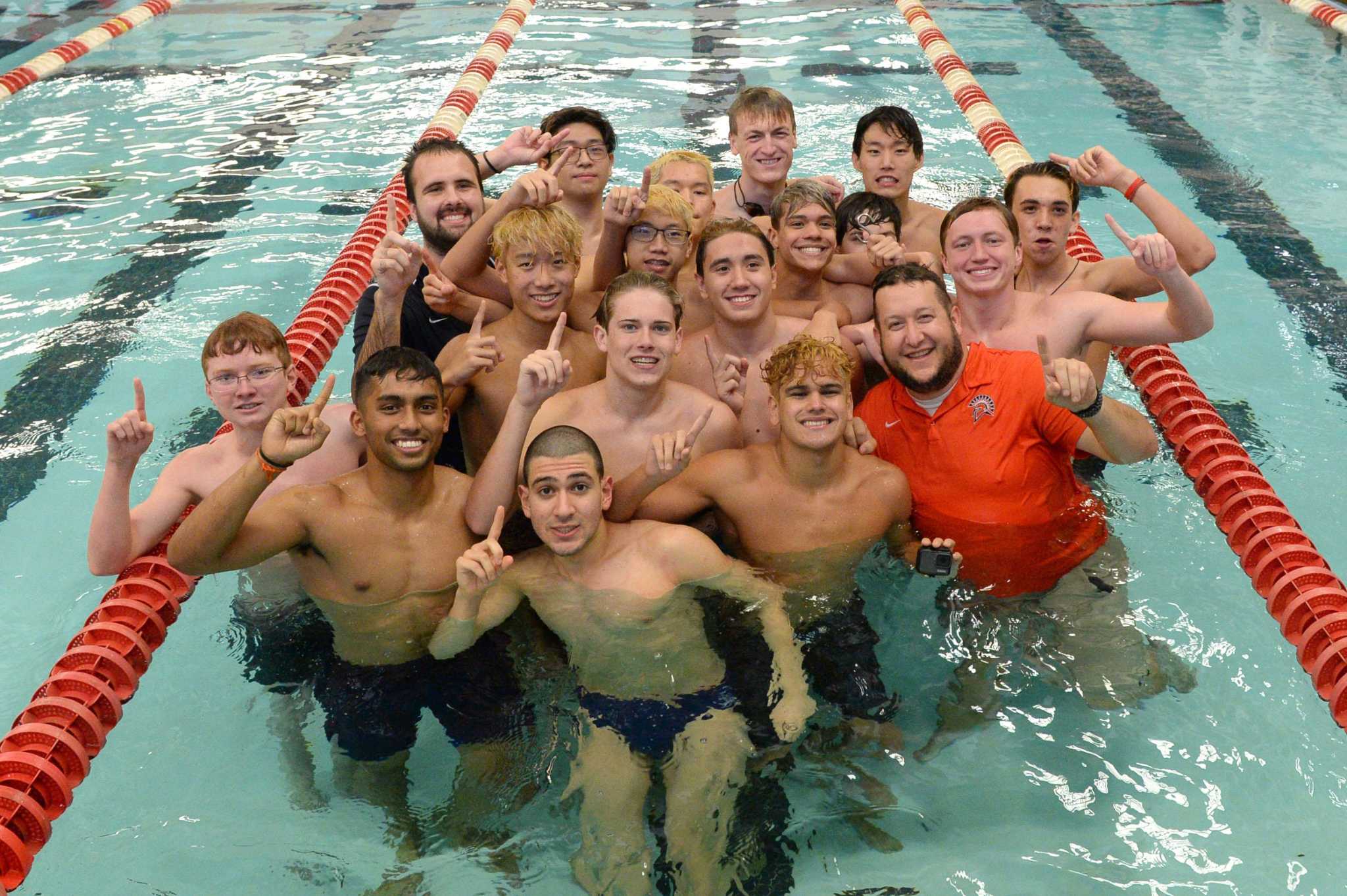 Seven Lakes Taylor Retain 19 6a Swimming And Diving Championships