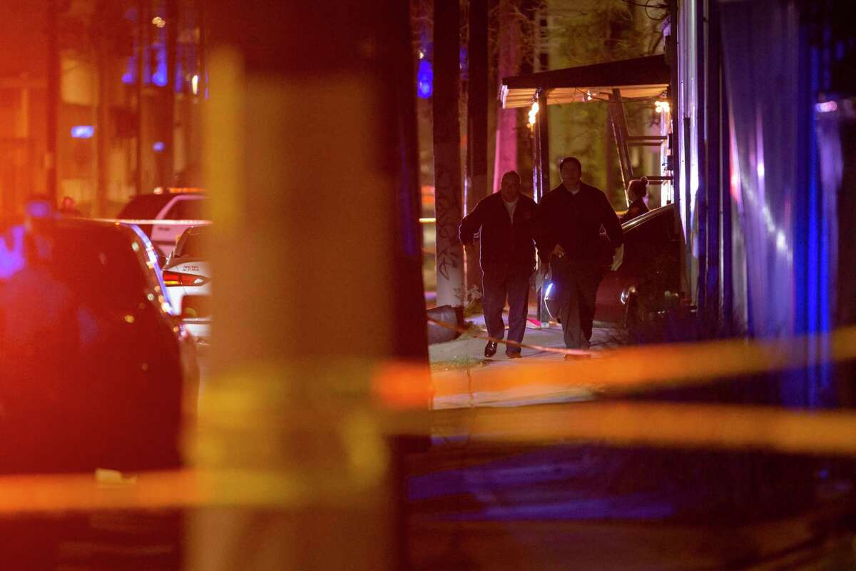 Police bar patrons saw argument, identified San Antonio shooter