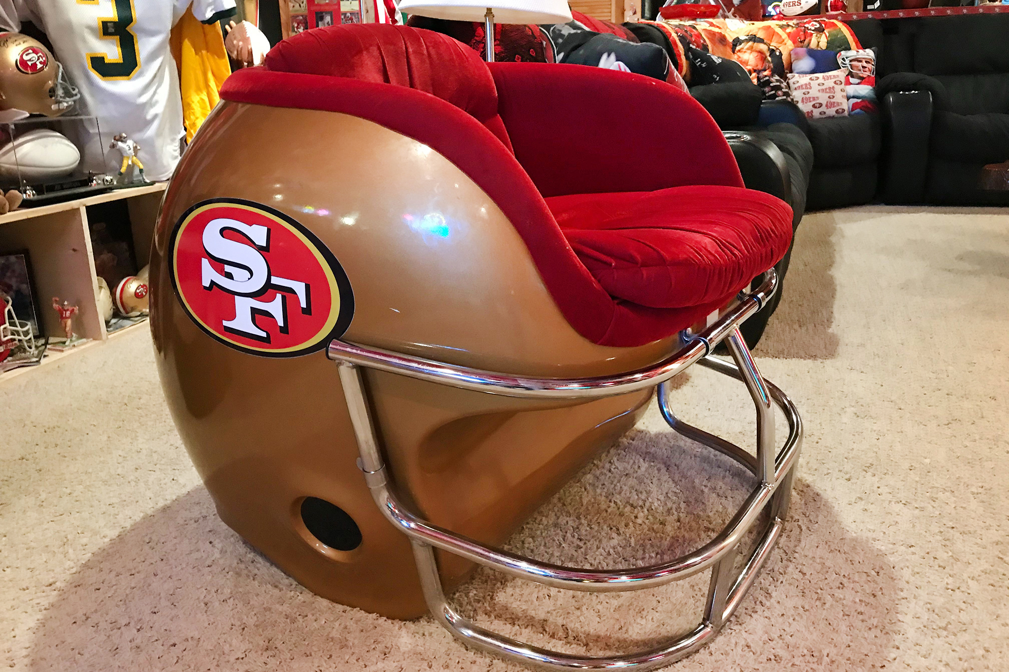 This is the most legendary 49ers man cave in America