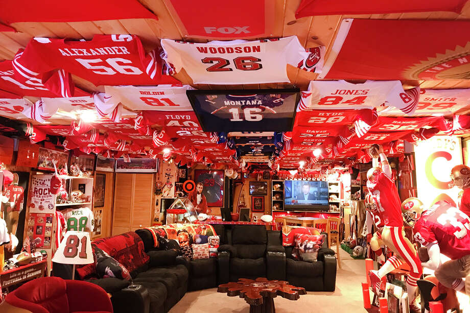 This Is The Most Legendary 49ers Man Cave In America Sfgate