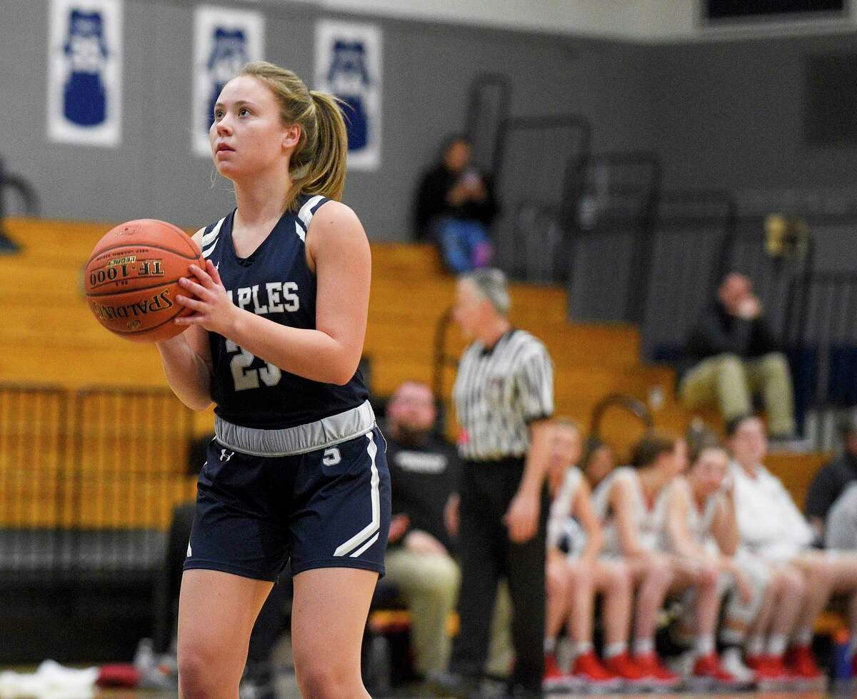 Staples girls basketball team pulls away from Greenwich, behind Gerig