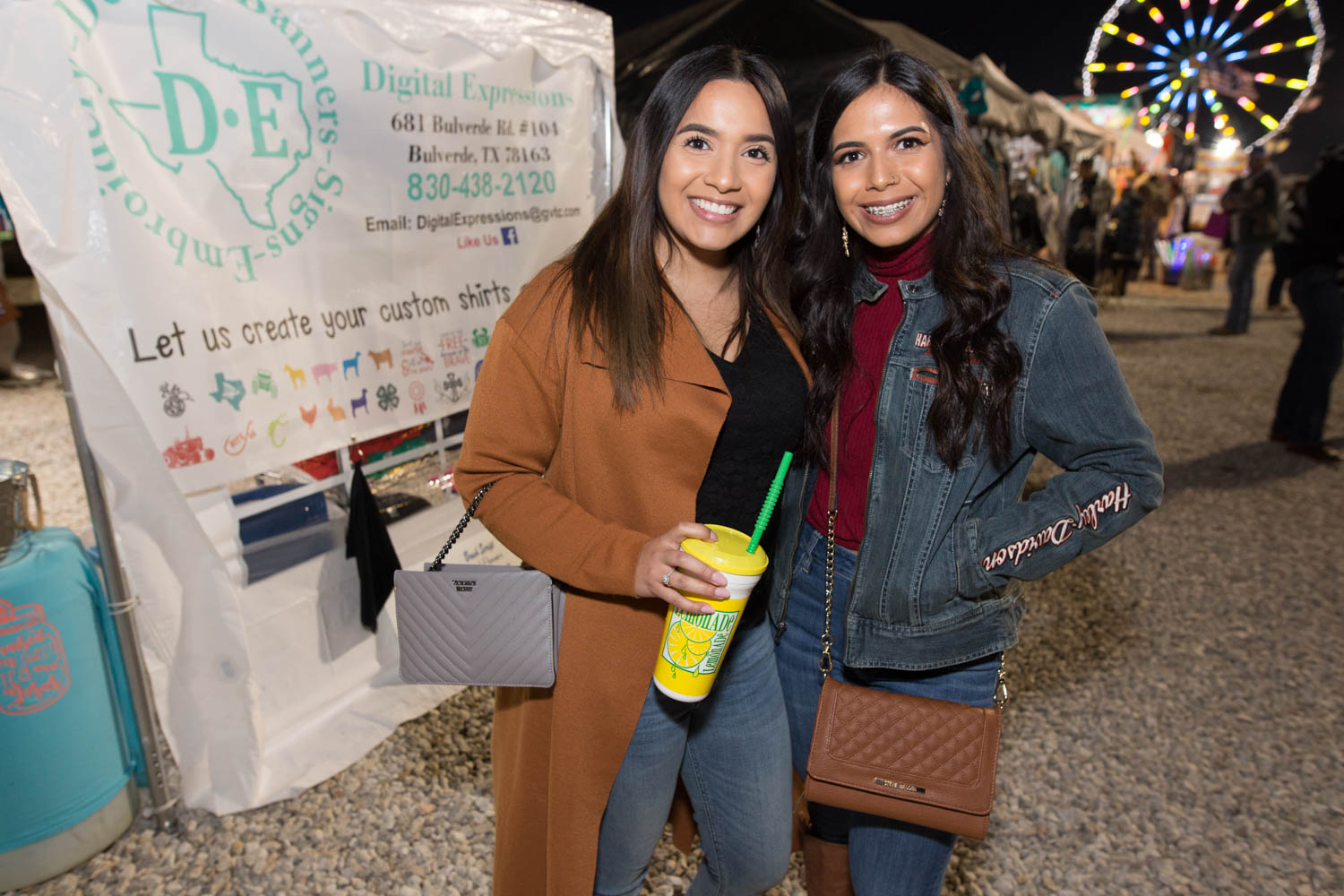 Photos San Antonians rodeo at the BBQ Cookoff & Festival on the Salado