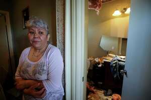 Houston homeowners pick up pieces of home, lives after explosion