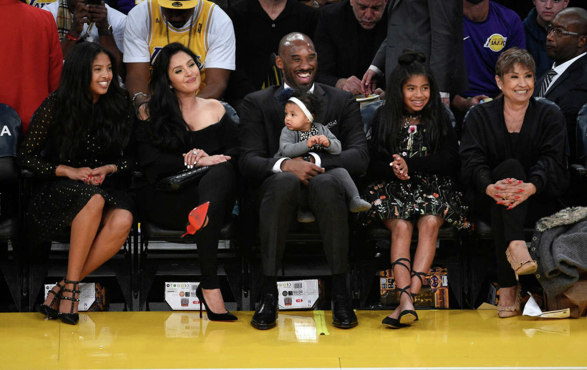 The sports world reacts to news of Kobe Bryant's shocking death