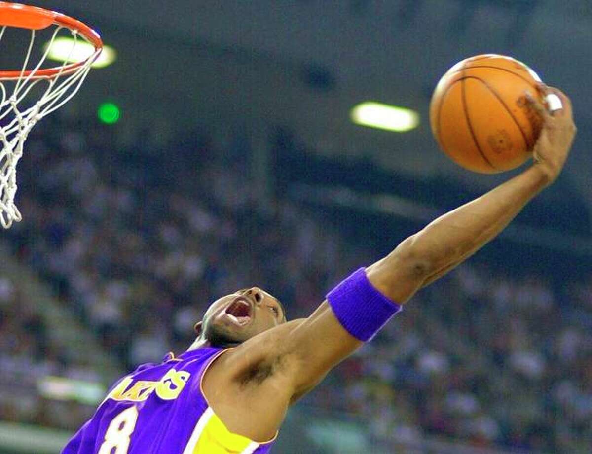 Retired NBA Star Kobe Bryant Dies in Helicopter Crash 