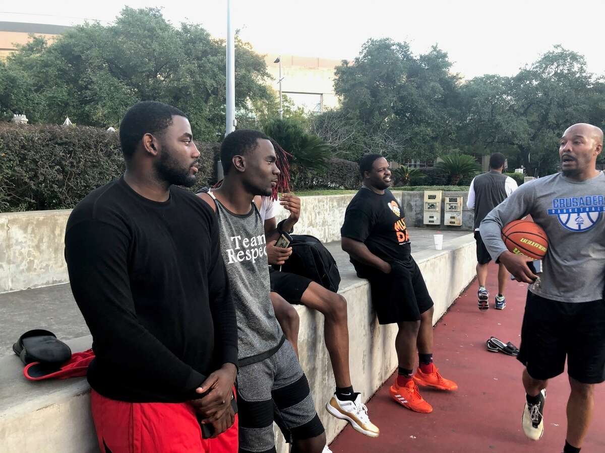 Local basketball players reminisce about Kobe Bryant over pickup games