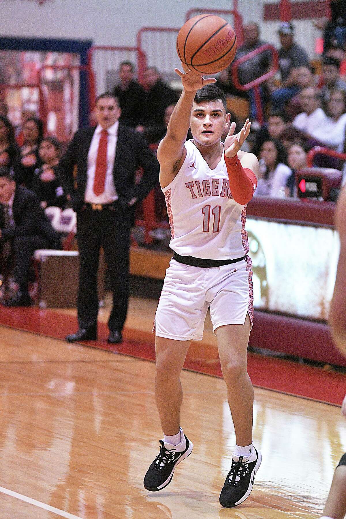 Cortinas a defensive leader for Martin