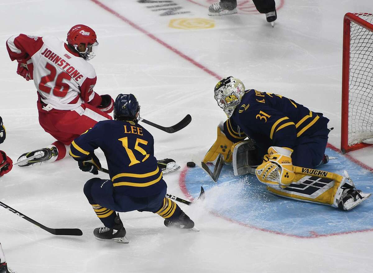 Sacred Heart wins inaugural Connecticut Ice tournament