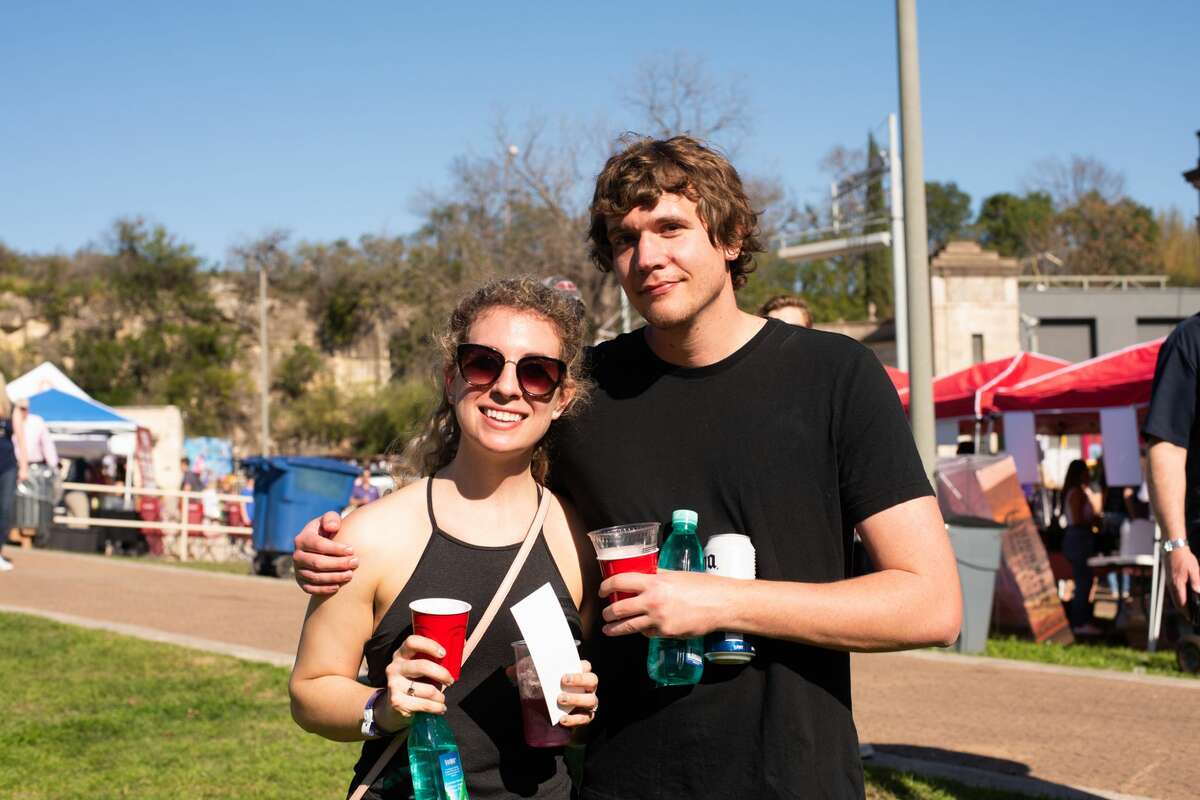 San Antonians gathered Sunday for craft beers and classic tailgating games at the Sunken Garden Theater for Titans of Tailgate.