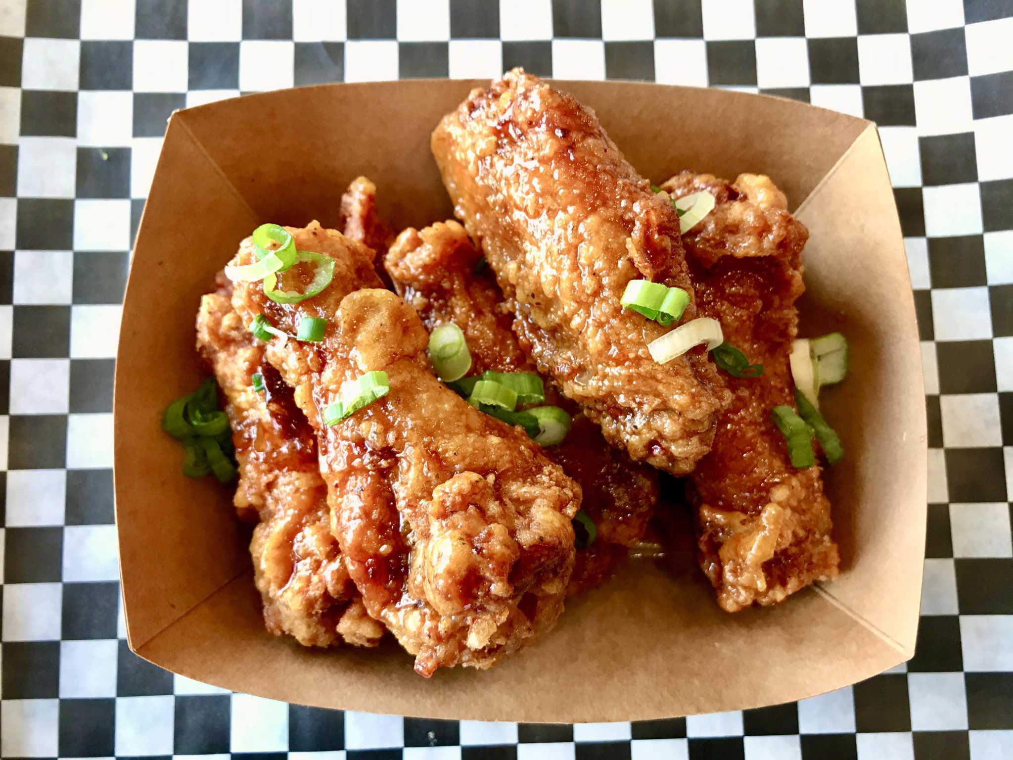 Houston’s best chicken wings, plus Super Bowl deals