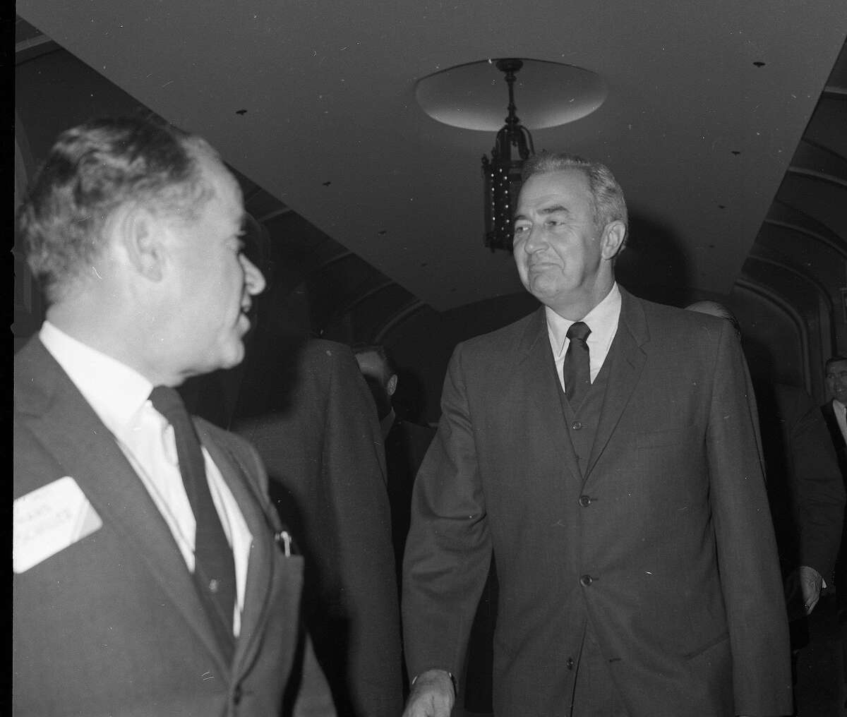 尤金·麦卡锡，1968年，在竞选民主党总统候选人时