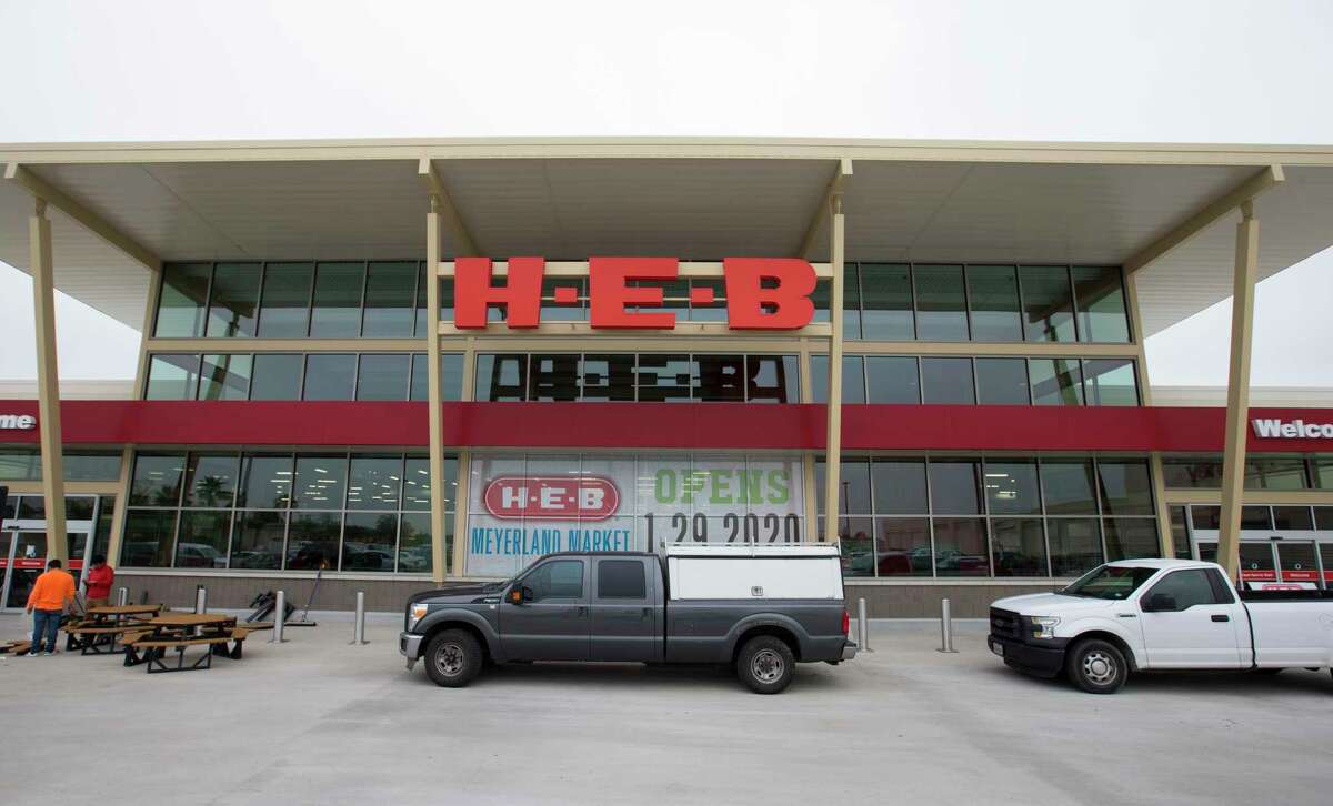 Sneak Peek HEB store opening in Meyerland