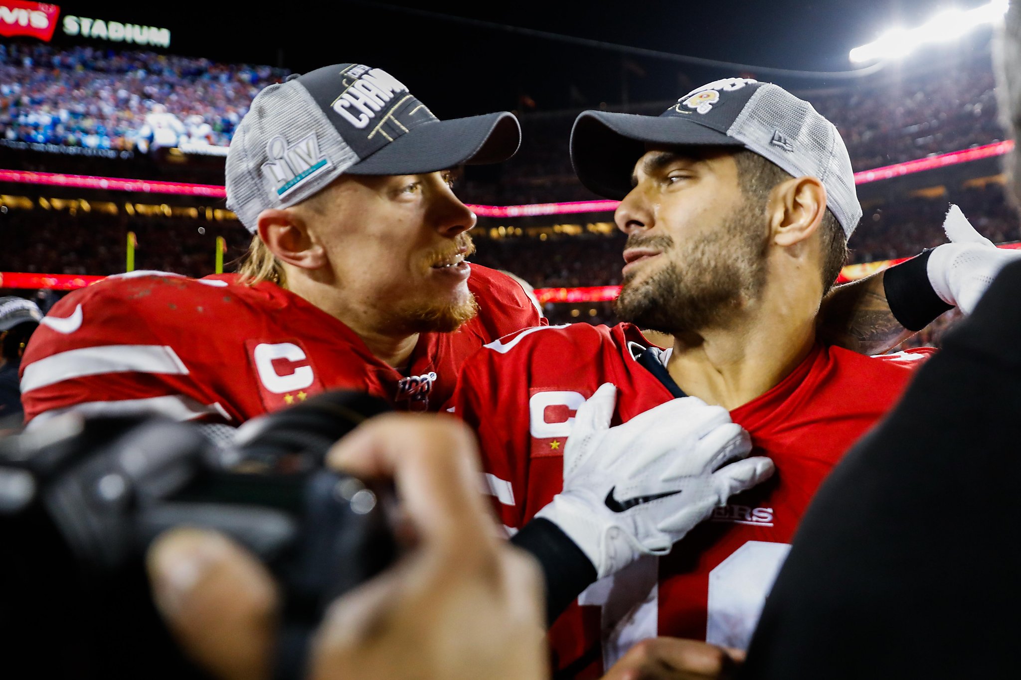 George Kittle and Jimmy G are back together on the practice field