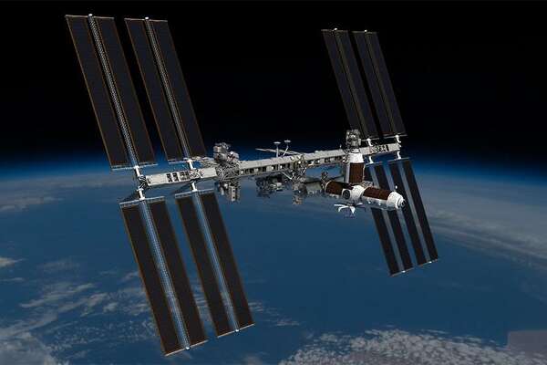 Axiom Space gets NASA nod to start developing new space station ...