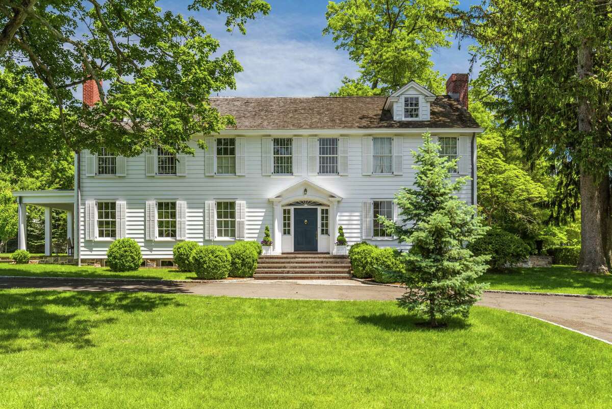 Exploring Belle Haven’s history and architecture