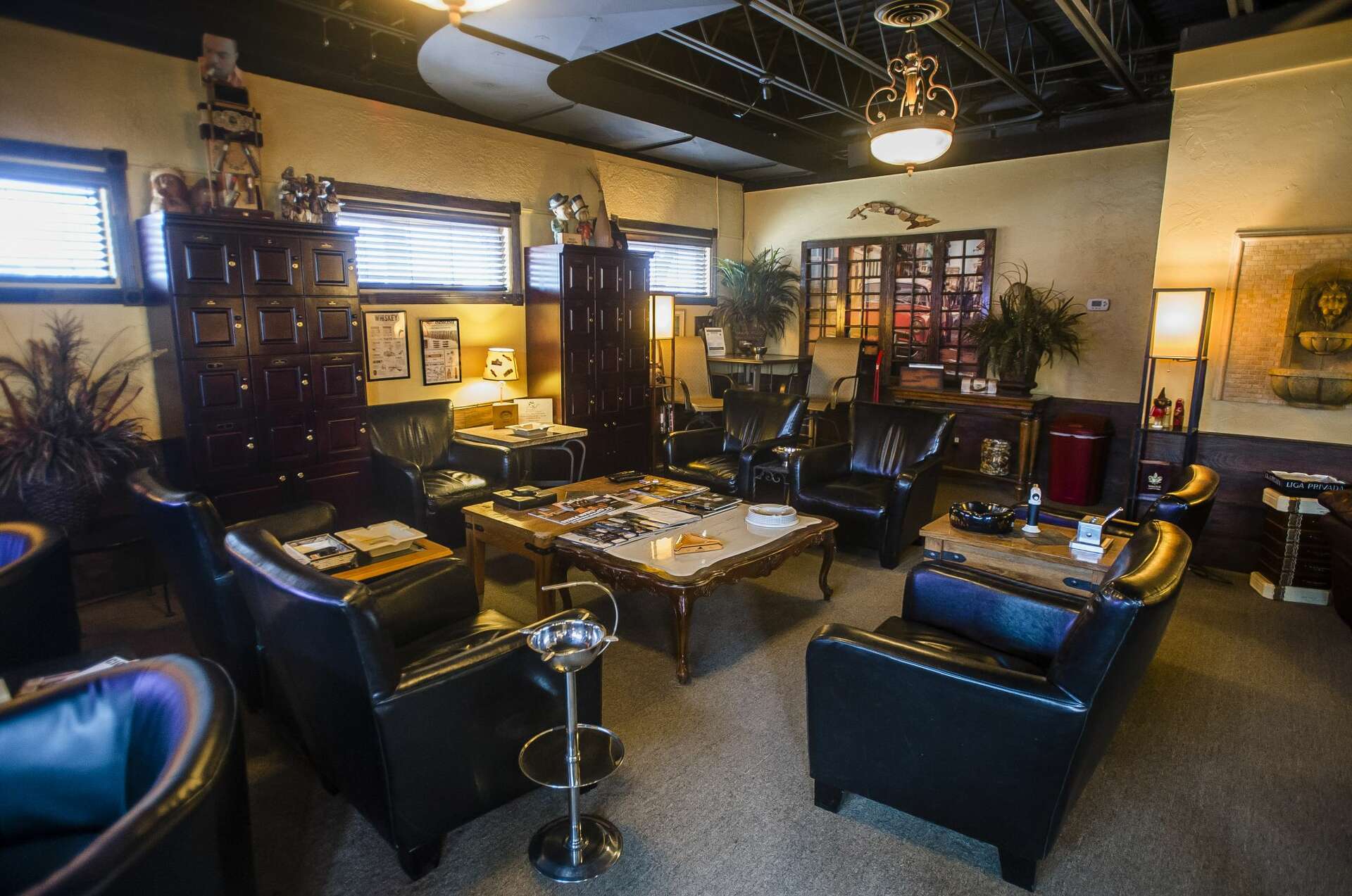 Tobacco Shoppe of Midland celebrates 25 years