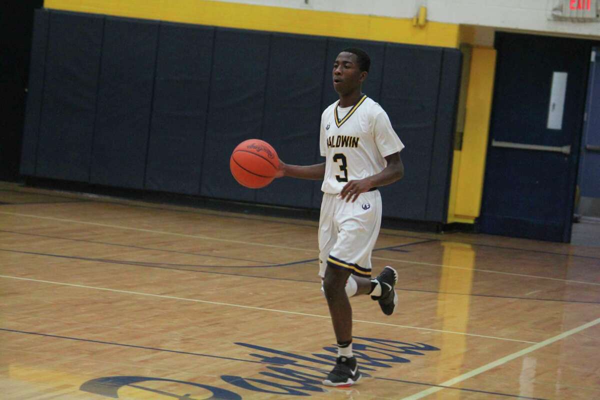 Carmelo Lindsey has been having a strong floor and shooting game for the Panthers this season. (Star photo/John Raffel)