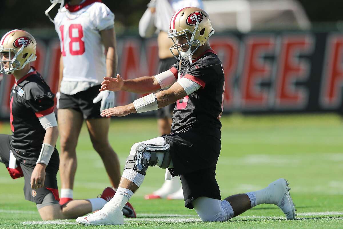 49ers' Jimmy Garoppolo reflects on state of knee, fields one more