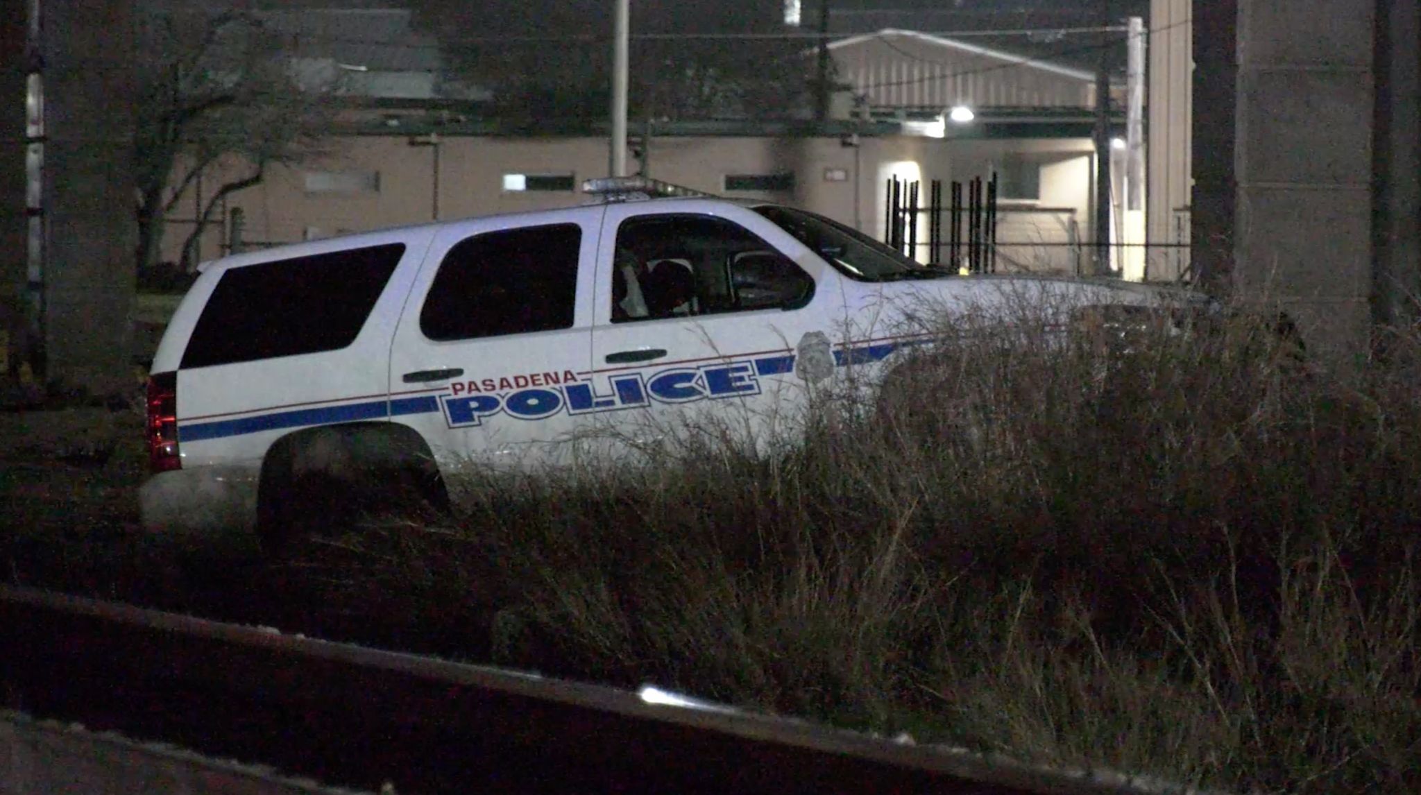 Handcuffed Man Steals Pasadena Patrol Cruiser Leads Officers On Pursuit Into Houston