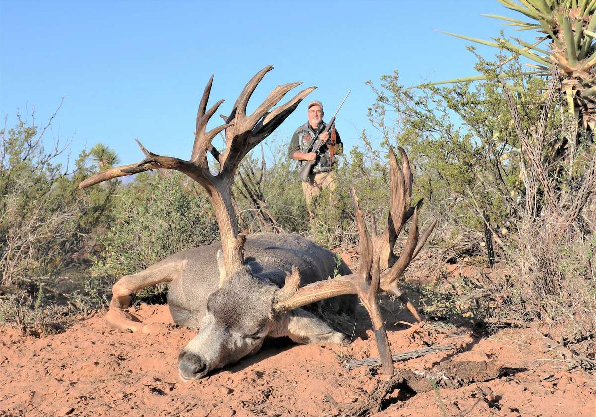 Last November, San Angelo hunter Greg Simons brought down this massive 27-point free ranging Texas mule deer buck in Culberson County.