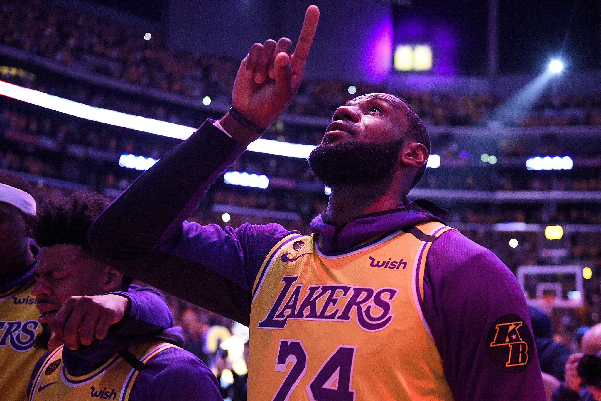 Lakers Pay Tribute To Kobe Bryant Before Game