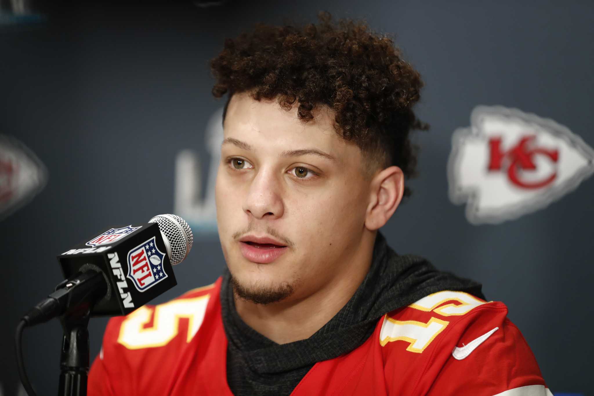 Patrick Mahomes. Юнас Далберг рана памяти. Patrick Warner.