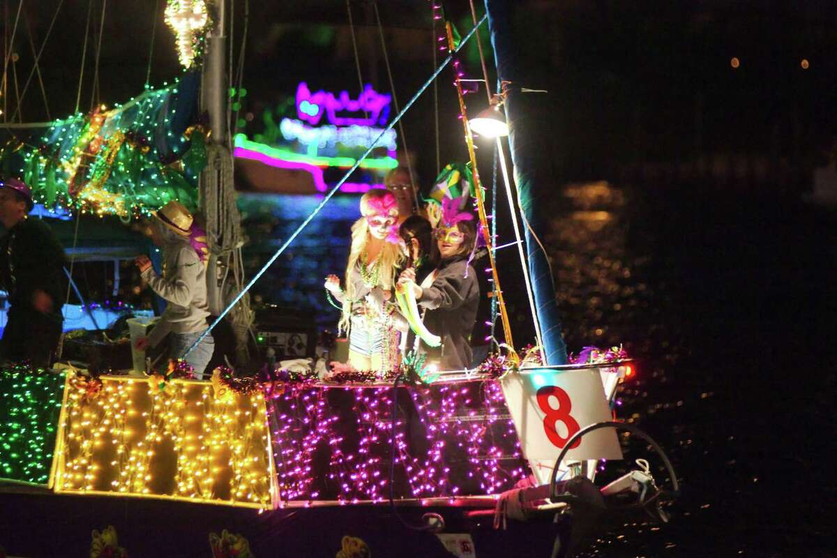 kemah mardi gras boat parade 2025