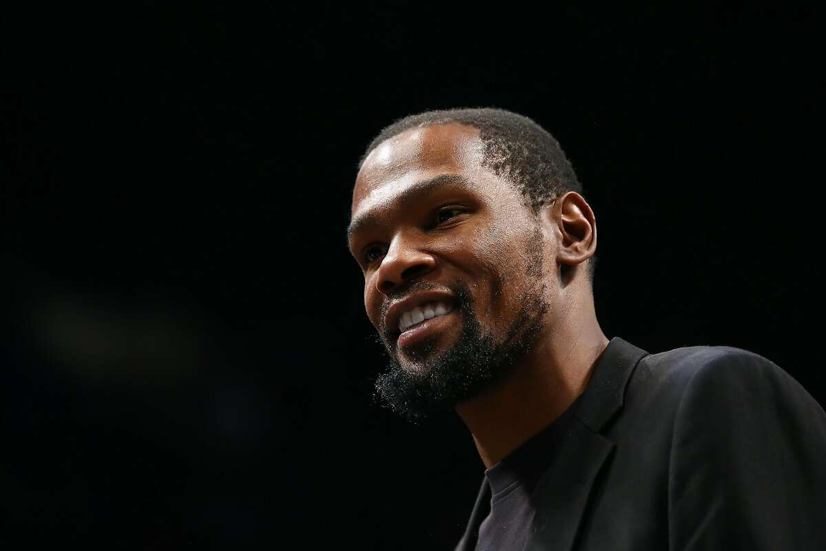 NEW YORK, NEW YORK - JANUARY 23: Kevin Durant #7 of the Brooklyn Nets looks on during the game against the Los Angeles Lakers at Barclays Center on January 23, 2020 in New York City. NOTE TO USER: User expressly acknowledges and agrees that, by downloading and or using this photograph, User is consenting to the terms and conditions of the Getty Images License Agreement. (Photo by Mike Stobe/Getty Images)