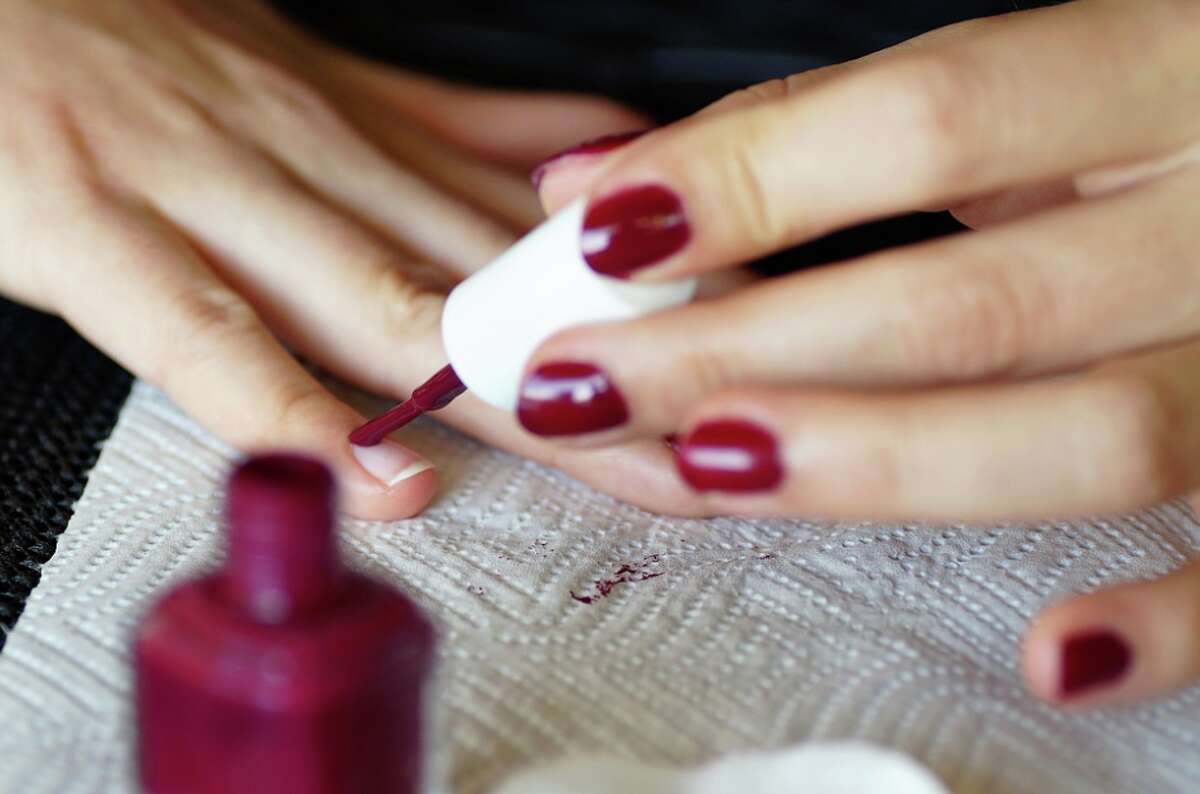 Painting your nails onboard planes illegal?