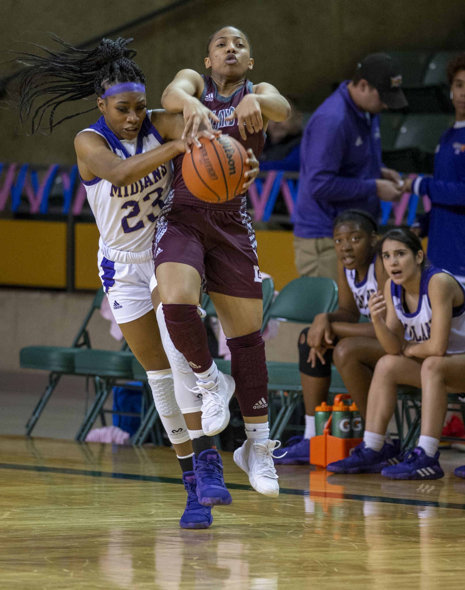 Hs Girls Basketball Lee Mhs Fall To El Paso Teams In Playoffs