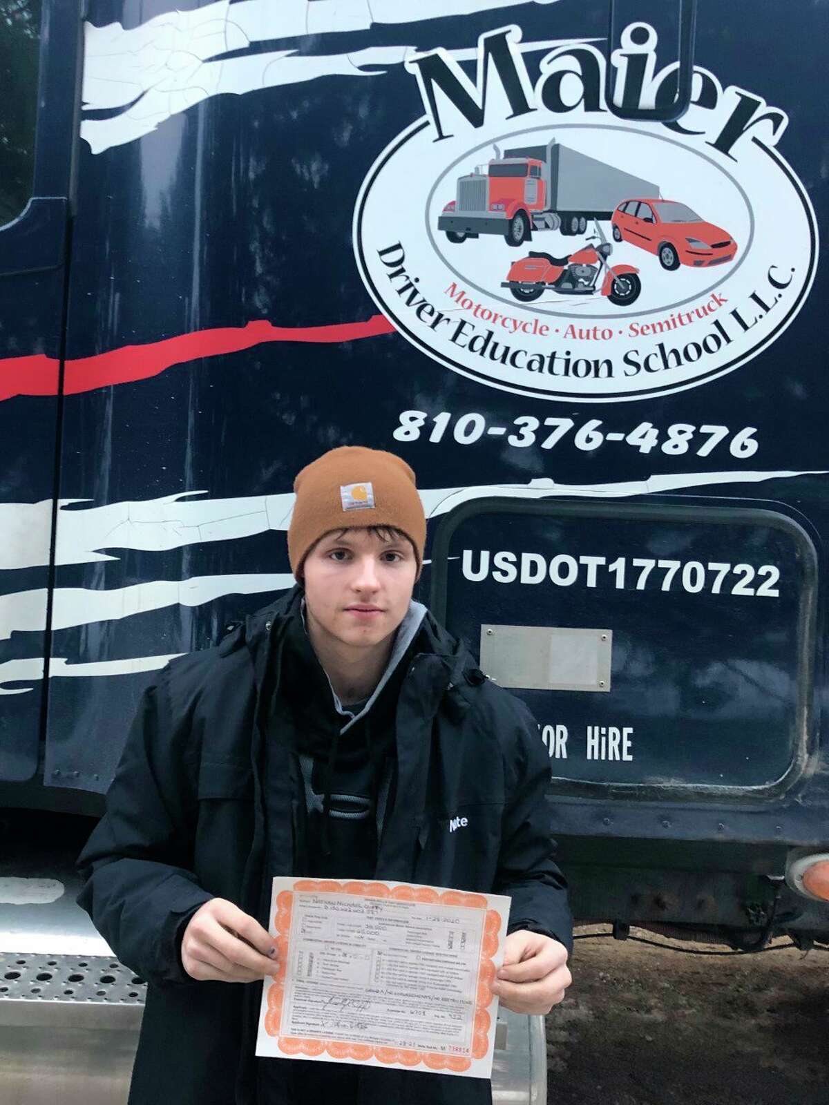 Student CDL certificate program