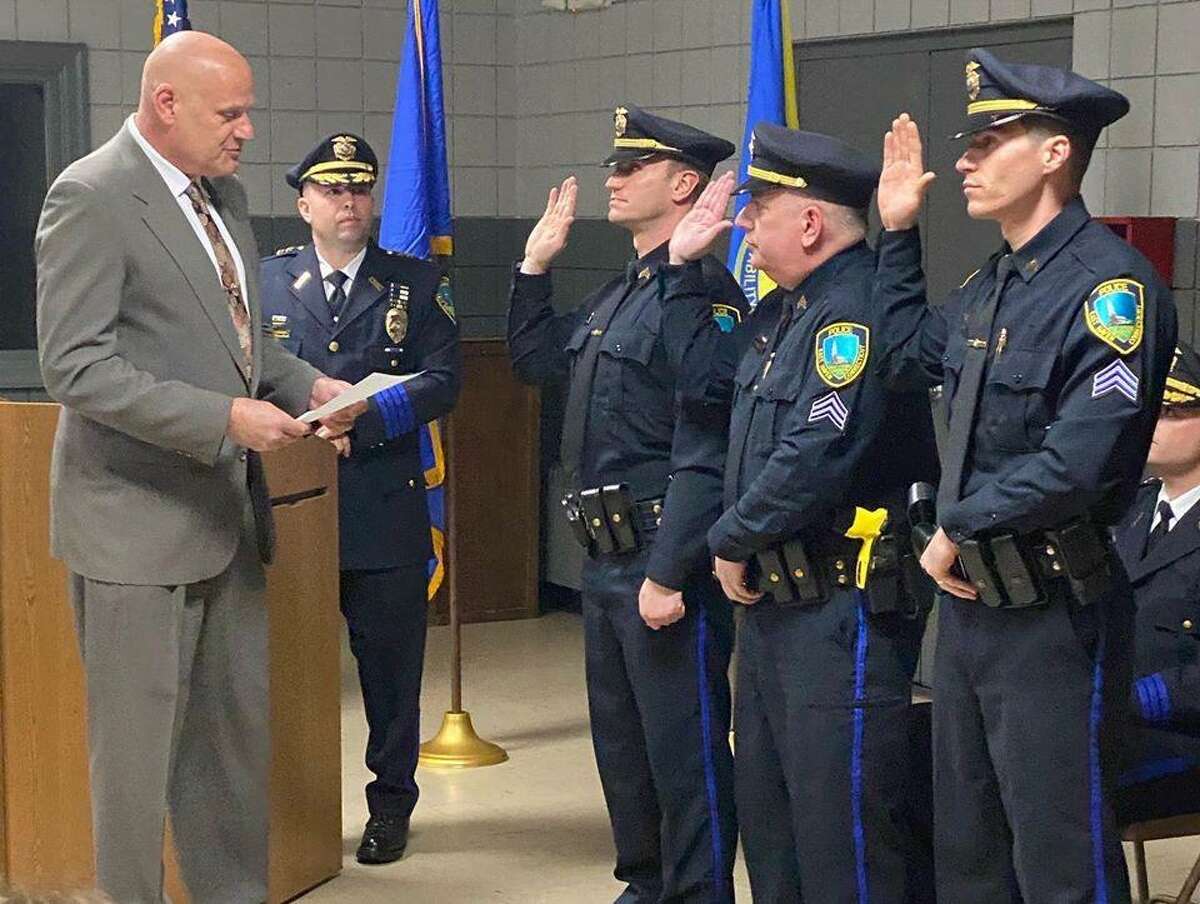 Nine East Haven police officers promoted, sworn in