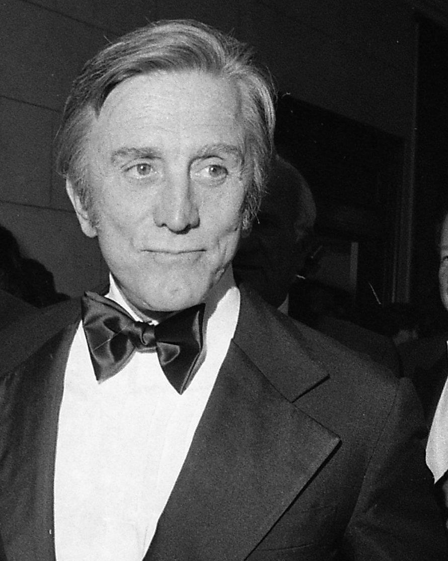 Ken Osmond, actor best known as Eddie Haskell on 'Leave It To Beaver,' dies  at 76, image size:890x1114