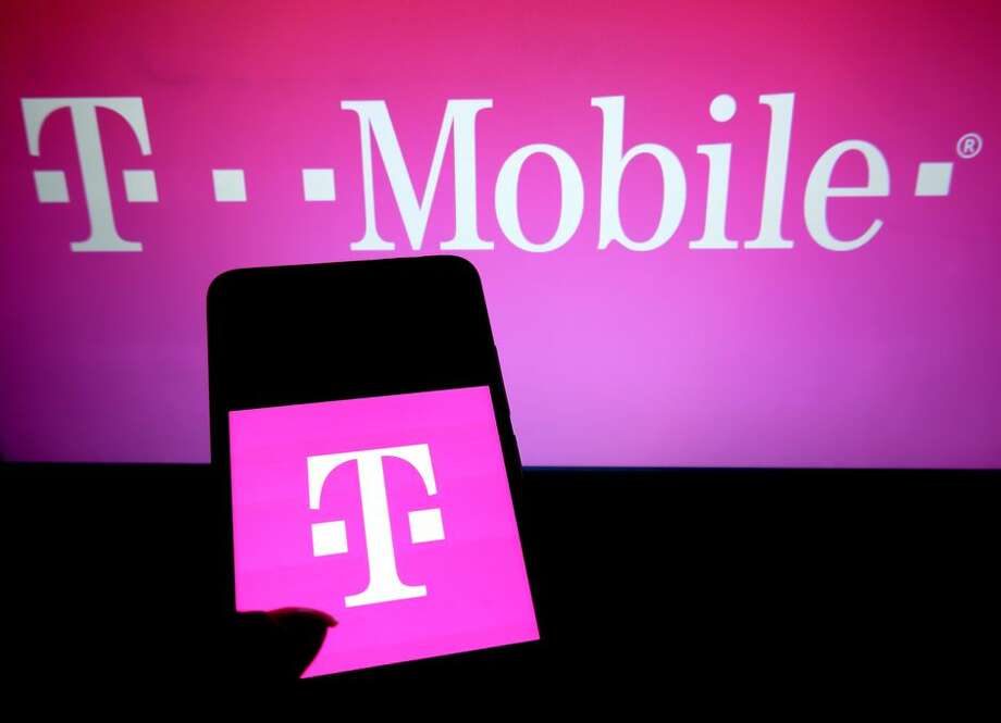 T Mobile Continues To Rack Up Customers San Antonio Express News