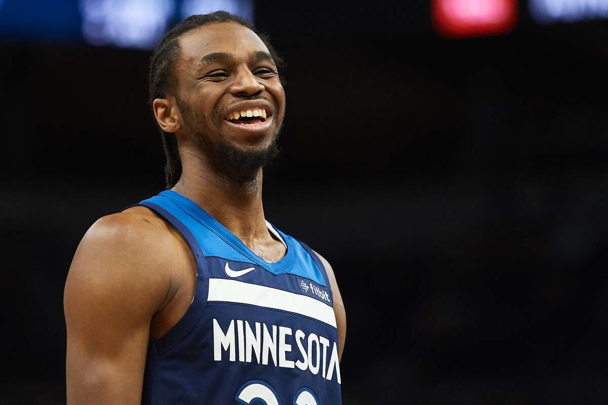 New Warrior Andrew Wiggins arrives at SFO with his adorable daughter