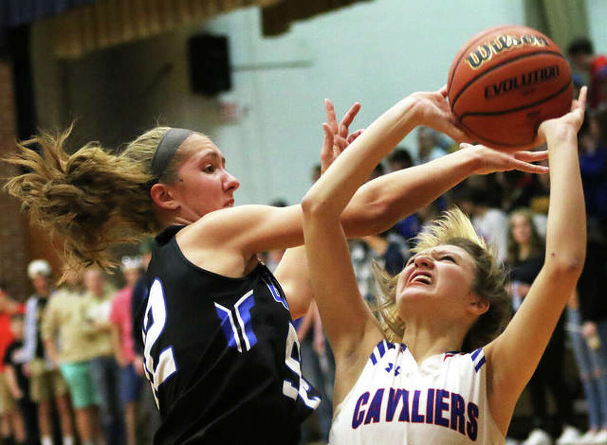 Carlinville beats Greenville to earn share of first SCC title since 2010