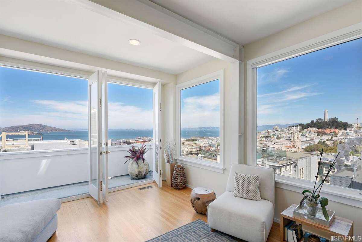 The main level of the home has a open entertaining space that leads out to the view deck.