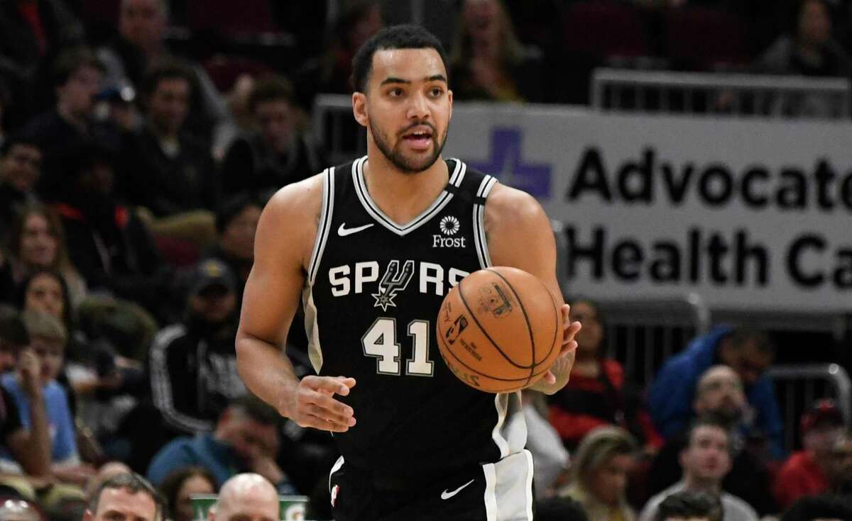 San Antonio Spurs center Trey Lyles (41) plays against the Chicago Bulls during the second half of an NBA basketball game Monday, Jan. 27, 2020, in Chicago. (AP Photo/David Banks)