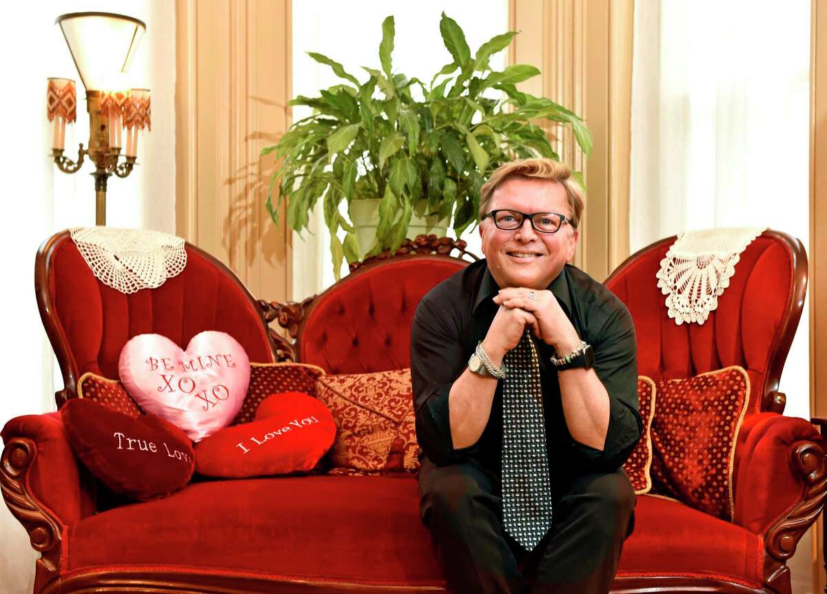 Randall Beach There S A Touch Of Magic At Len S Salon