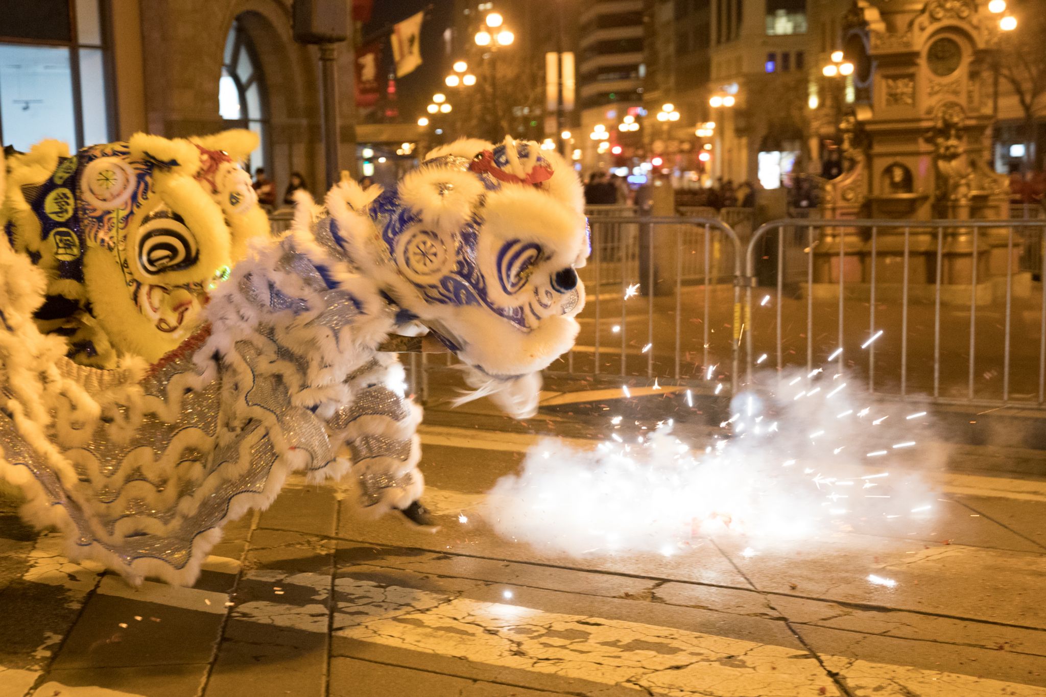 Fireworks, dragons usher in Chinese New Year Parade in SF