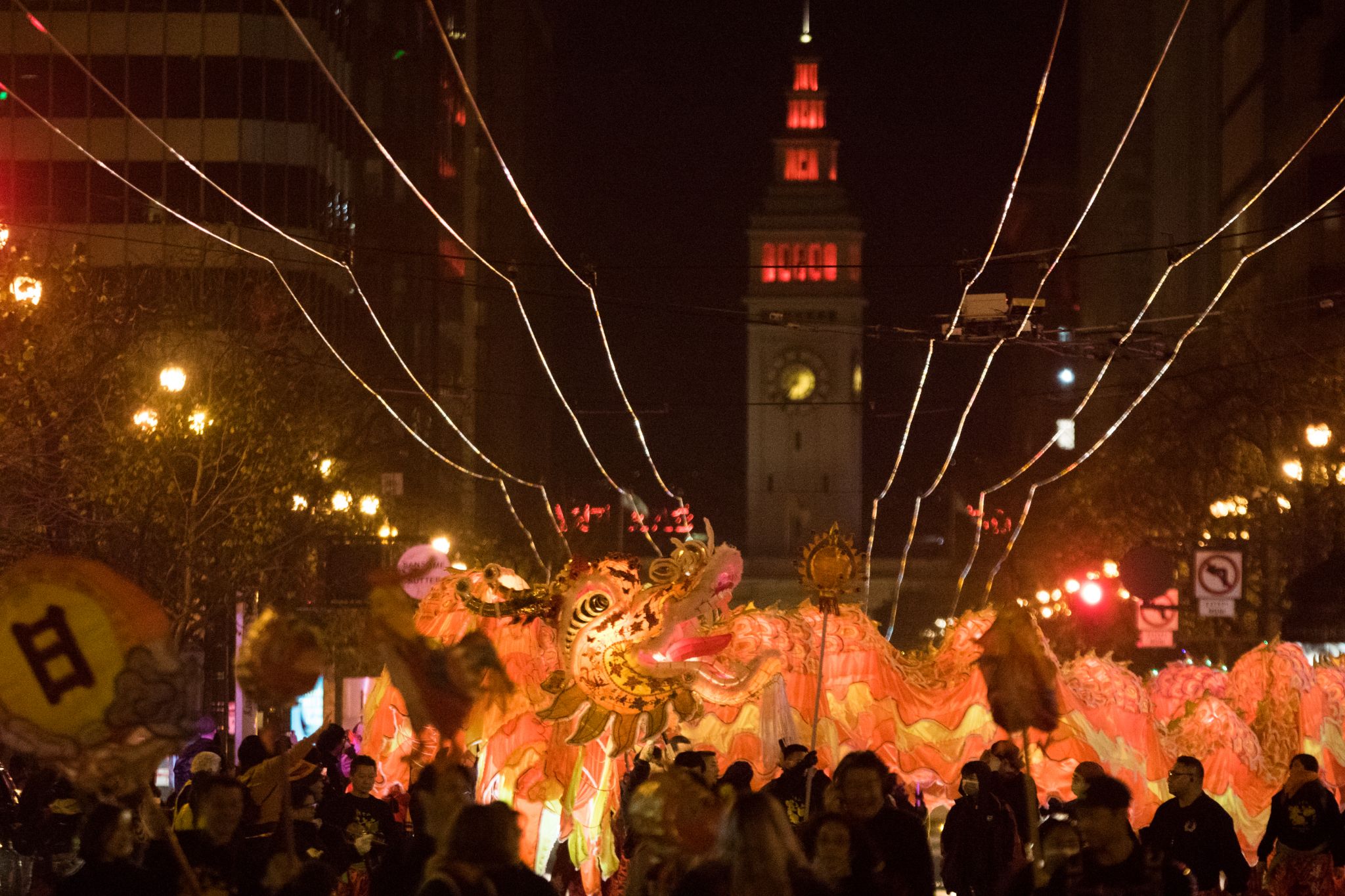 Fireworks, dragons usher in Chinese New Year Parade in SF