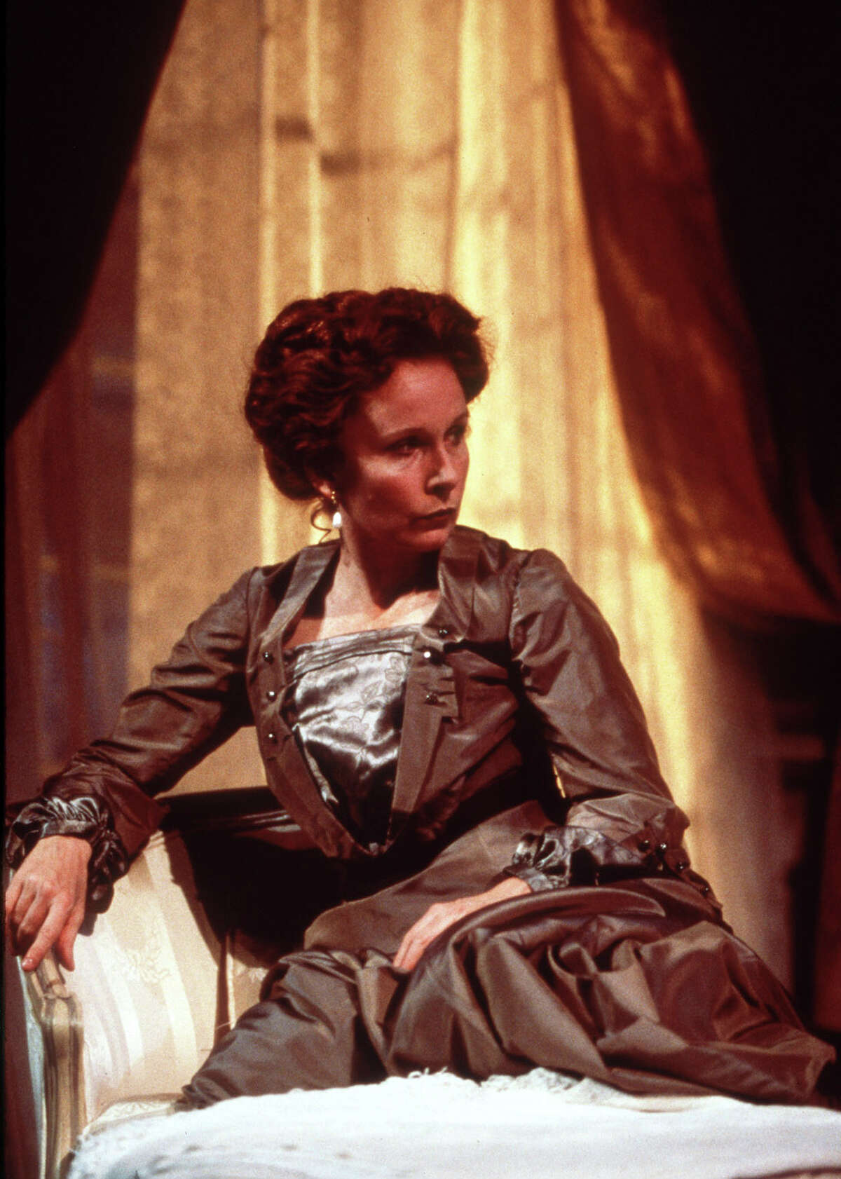 Kate Burton plays the title role in the revival of Ibsen's 'Hedda Gabler,' currently playing at Broadway's Ambassador Theatre. Broadway grosses, buoyed by the arrival of fall shows, have climbed steadily since the first weekend after the attacks. Last week, total grosses rose to $11.9 million, not far off from business before Sept. 11. (AP Photo/ Boneau/Bryan-Brown/Charles Erickson) .