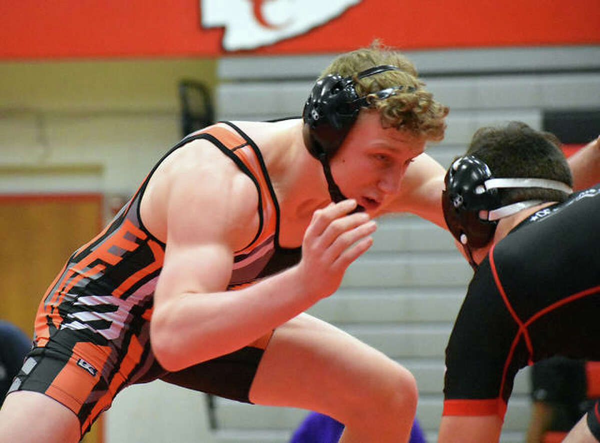 Edwardsville’s Luke Odom is looking to become the program’s first four-time sectional champion.