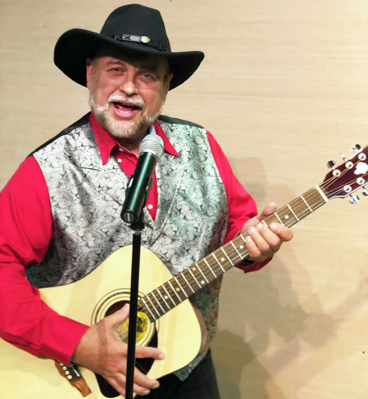Alton Little Theater’s Kevin Frakes will perform Friday, Feb. 21, through Sunday, Feb. 23, in the “Kenny Rogers & Company” tribute at the Alton Little Theater Showcase. Frakes wrote and produced the show.