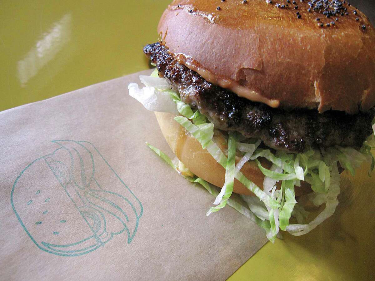 Review: The best burger restaurant in San Antonio is Mr. Juicy in Olmos ...