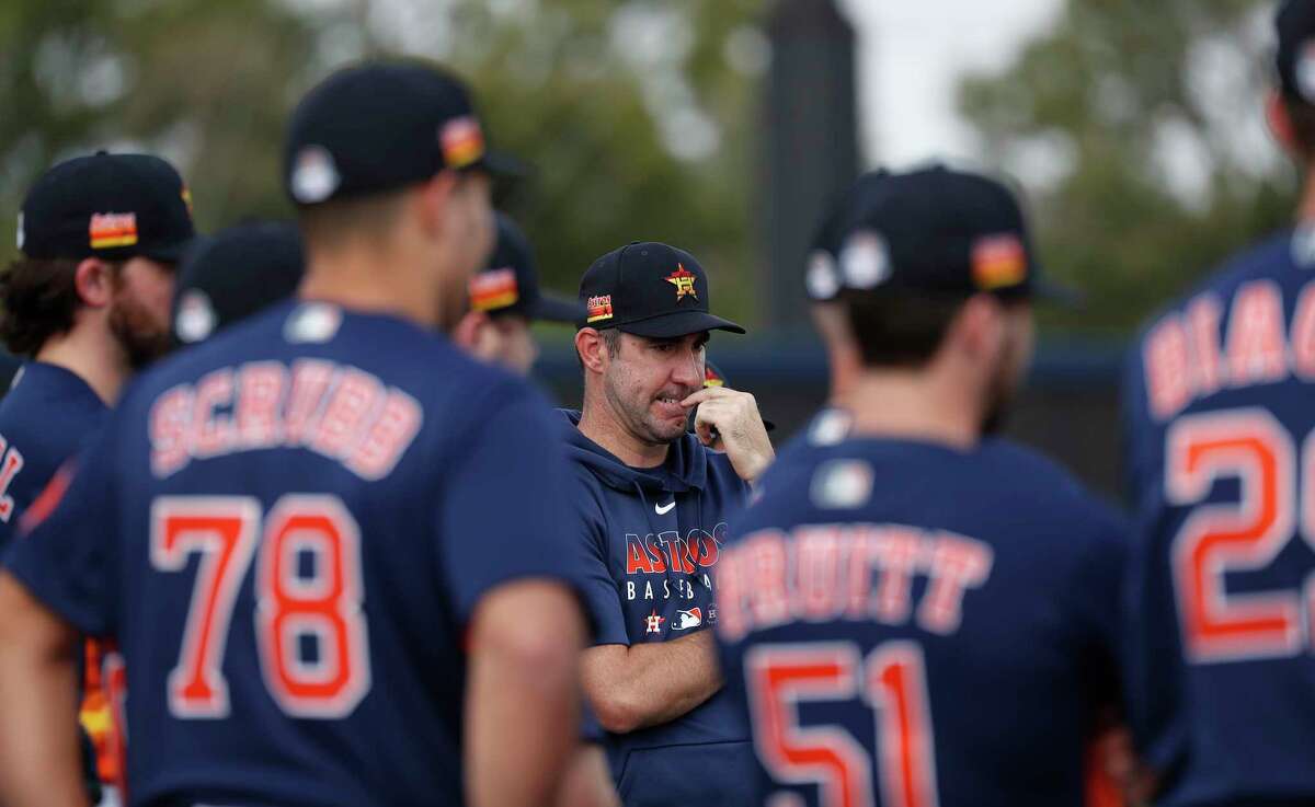 Astros announce initial player pool for 2020 season