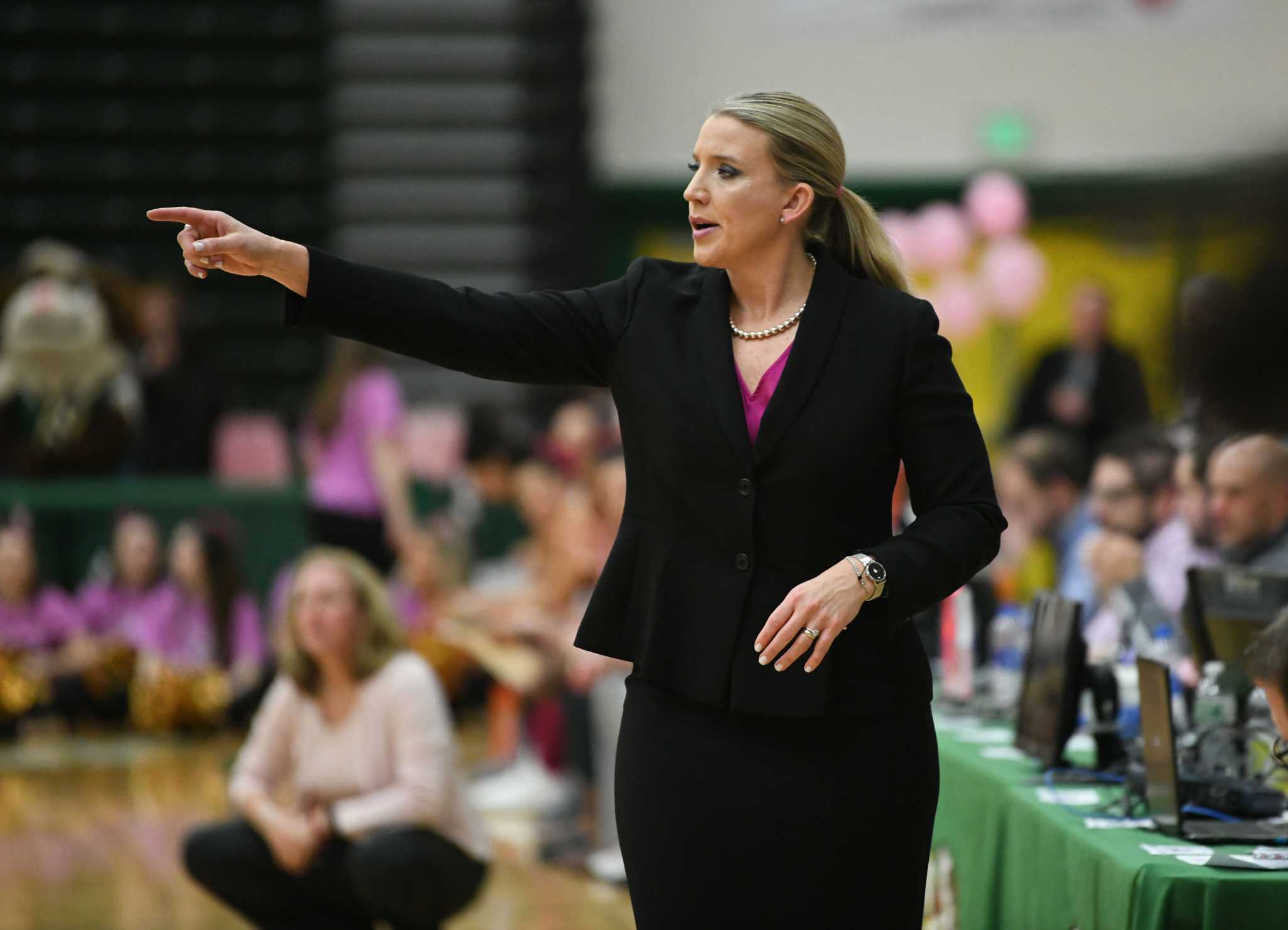 Former Siena coach Ali Jaques to coach vs. UAlbany basketball with URI