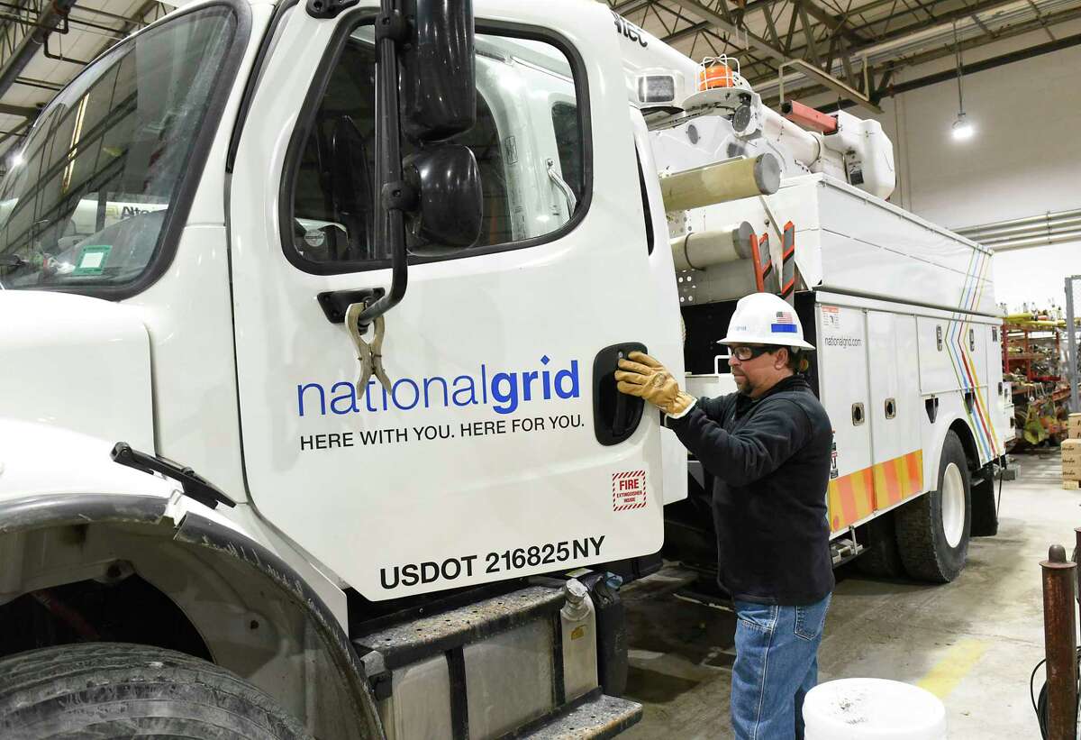 18-hour-days-little-sleep-national-grid-lineman-talks-about-fixing-outages