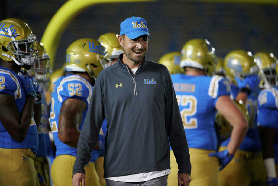 Football Dougherty Moves Up Coaching Ladder The Edwardsville